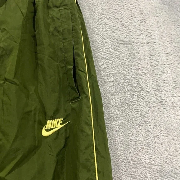 Nike Track Pants‎ Men's S Nylon Army Green Sportswear Core DD5219-326 Y2K
